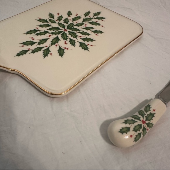 Lenox Cheese Board with Spreaders - Picture 4 of 8